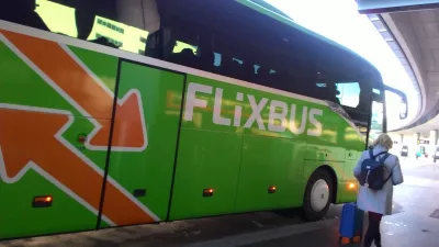 Франкфурт до Страсбурга залізничним автобусом і автомобілем : Flixbus Франкфурт Страсбург